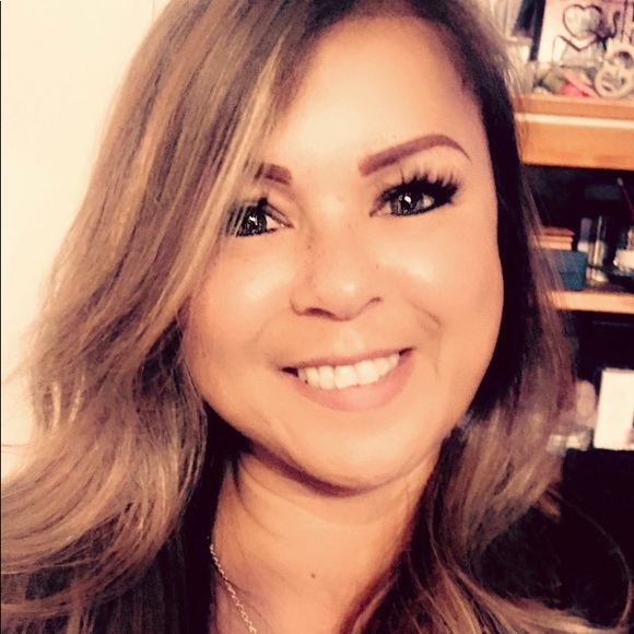 Meet your Posher, Nanette - Picture 1 of 1